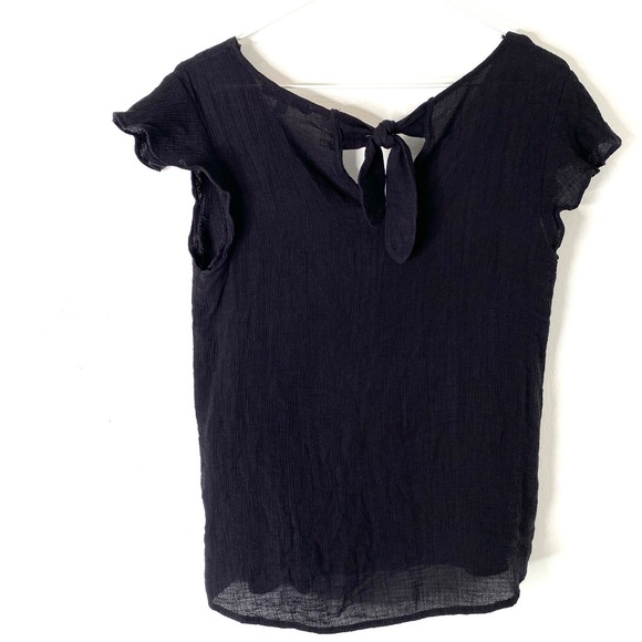 june & hudson Black Flutter Sleeve V-Neck Button Top - Picture 6 of 8